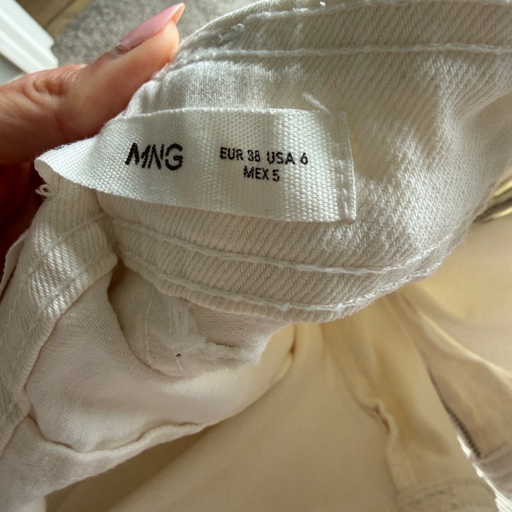 Mango White Wide-Leg Cropped Jeans - Picture 3 of 3